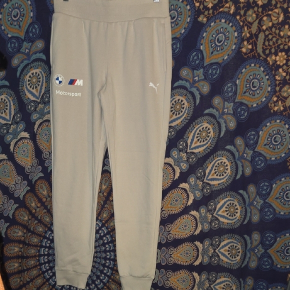 Puma BMW Cream Color Joggers Sz Sm - Picture 2 of 8